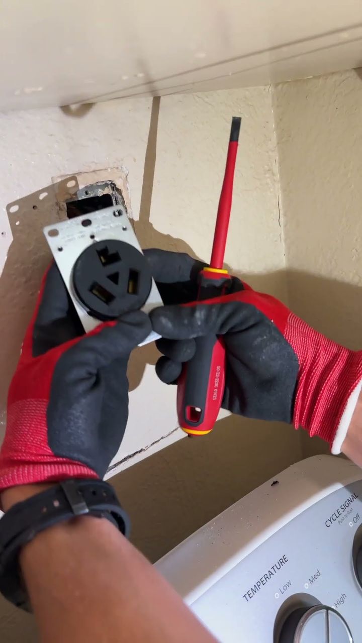Installing a 240V receptacle